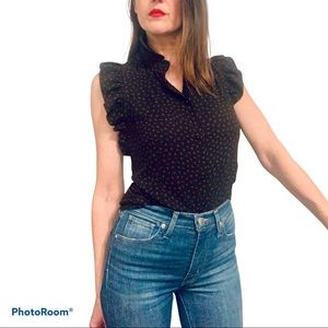 Anne Klein Ruffled Sleeveless Button Down 6 M